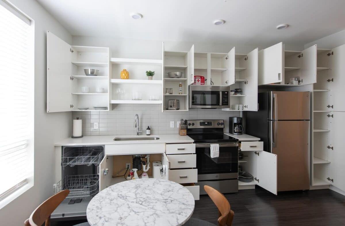 Cozysuites L Gorgeous 1br In Downtown Apartment